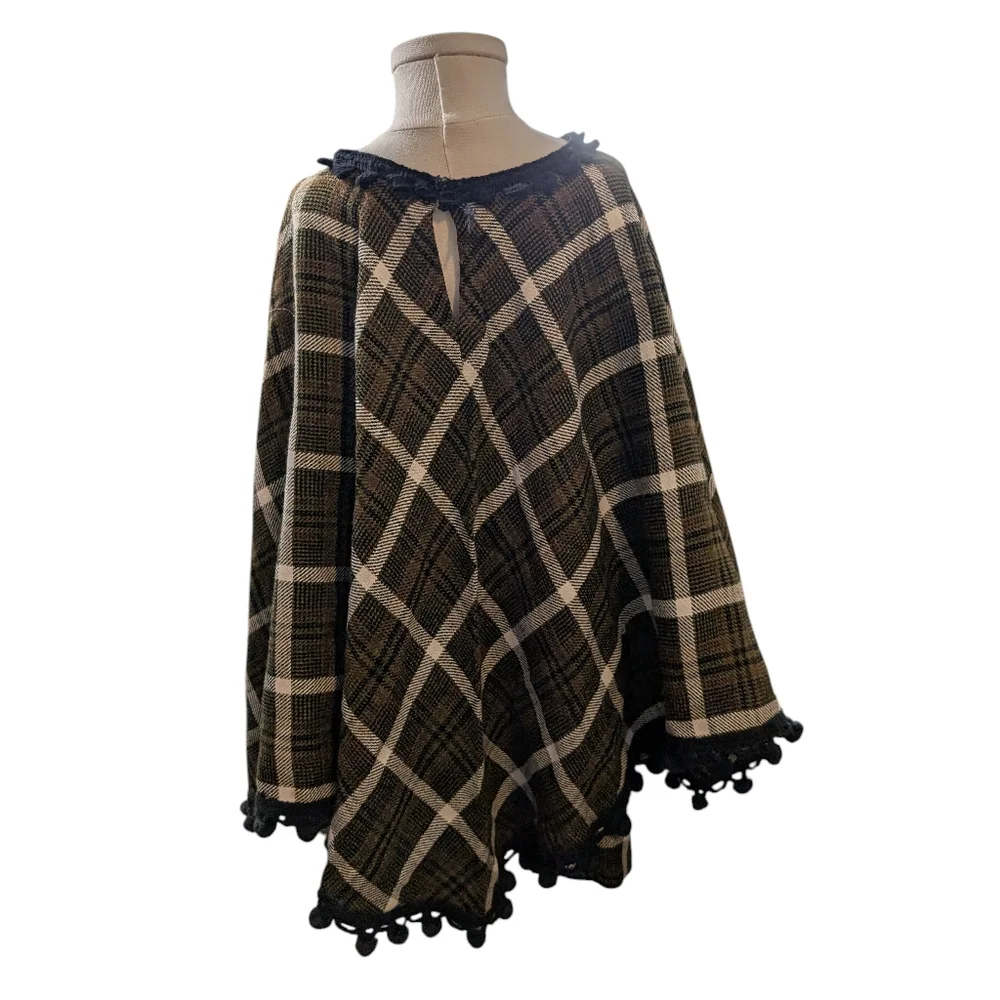 70s Vintage Wool Plaid Poncho & Matching Skirt with Pom Pom‎ Trim MCM